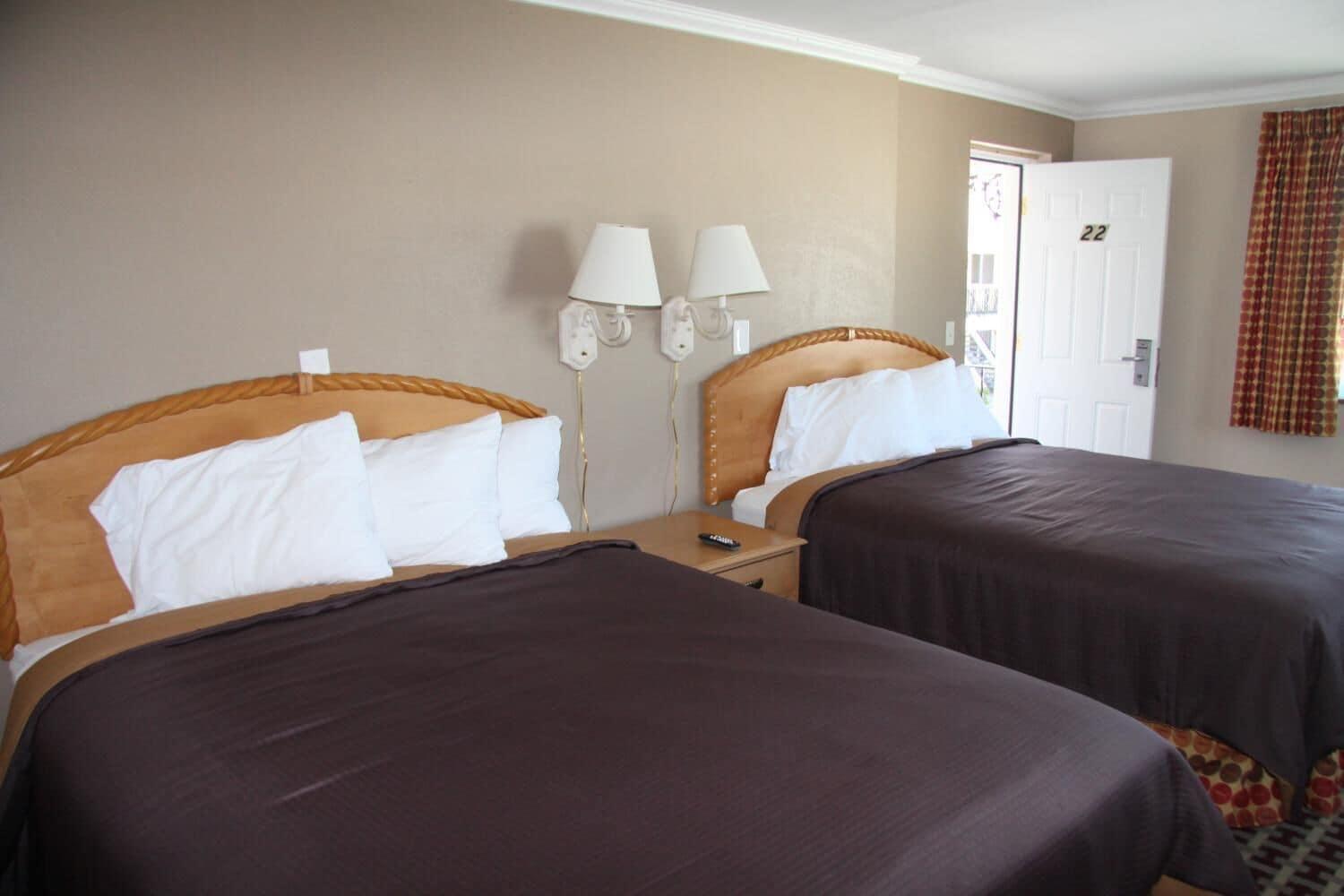 Cape Cod Inn Hyannis Exterior photo