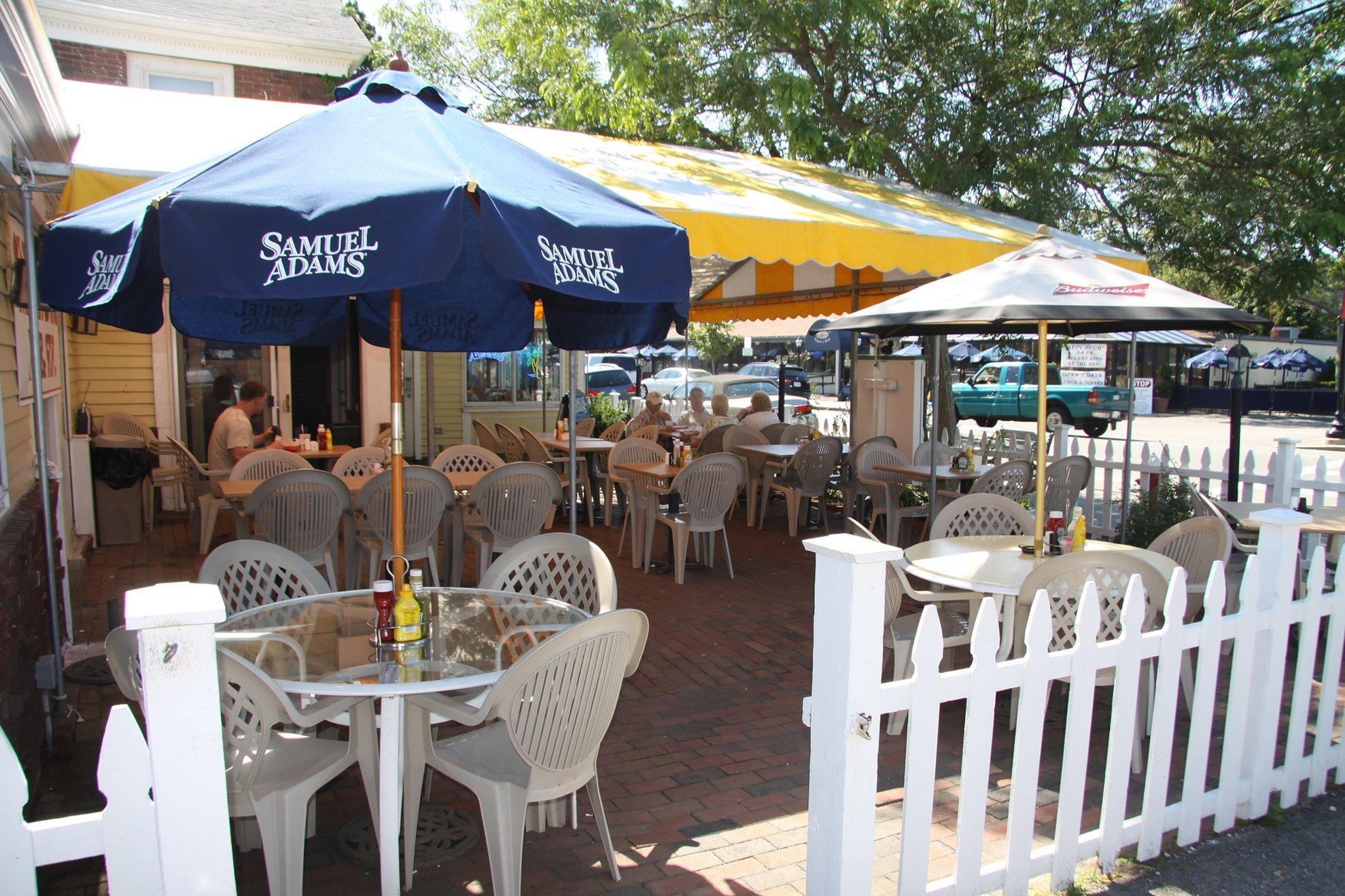 Cape Cod Inn Hyannis Exterior photo